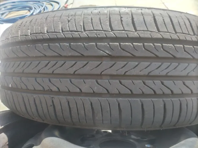 Pneus com Rodas 175/60R13