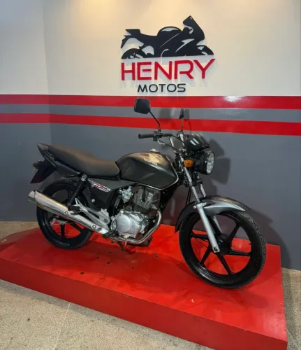 Titan 150