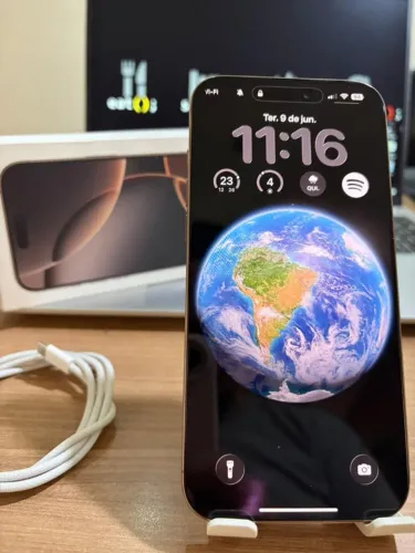 Iphone 16 Pro Max Desert 256GB Impecável