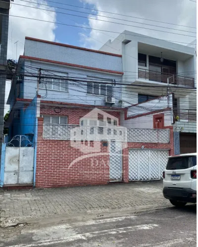 Casa Comercial