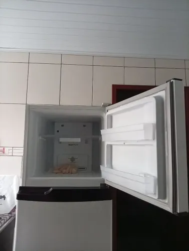 GELADEIRA CONTINENTAL NOVA