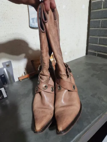 Bota feminina (35)