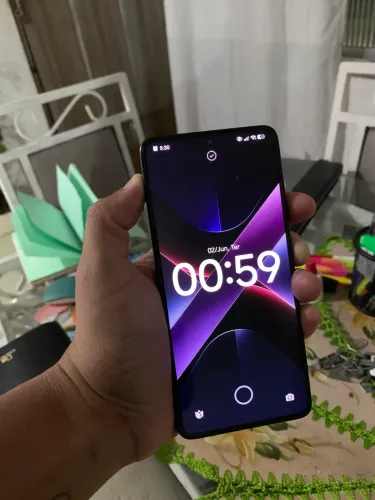 Poco X7 pro 512 GB e 12 de ram 