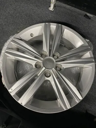RODA ARO 15 LIGA LEVE ORIGINAL VW