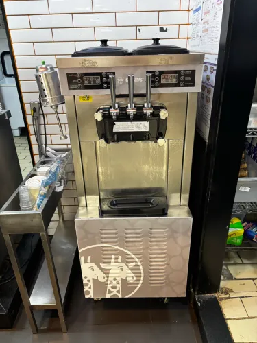 Máquina de sorvete logrosoft