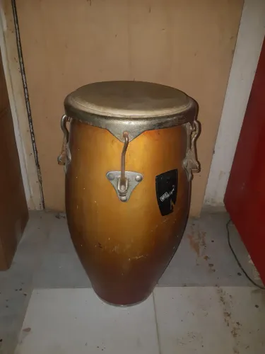 Conga bué