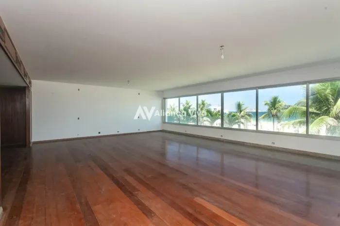 Exclusividade Frontal Mar na Vieira Souto: 260m² de Puro Luxo com 4 Quartos
