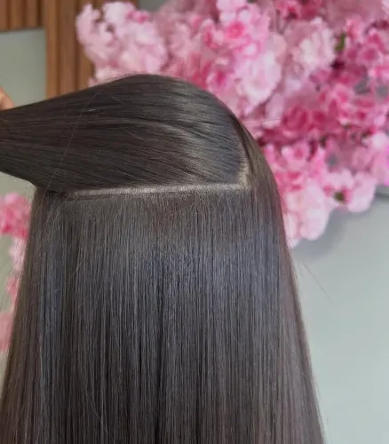 Faço aplicação de mega hair método fita adesivado 