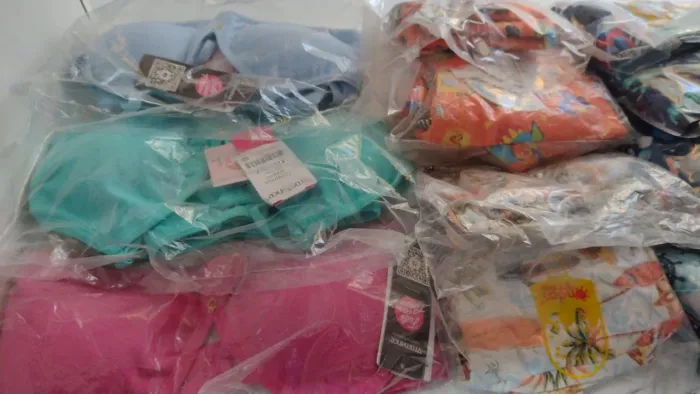 Lotes de roupas infantil