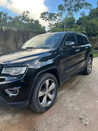 Jeep Grand Cherokee Limited 3.0 TB Dies. AUT 2015