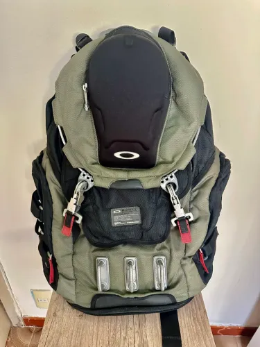 Mochila Oakley Kitchen