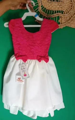 FUNDO DE BRECHÓ / PEÇAS ÓTIMAS