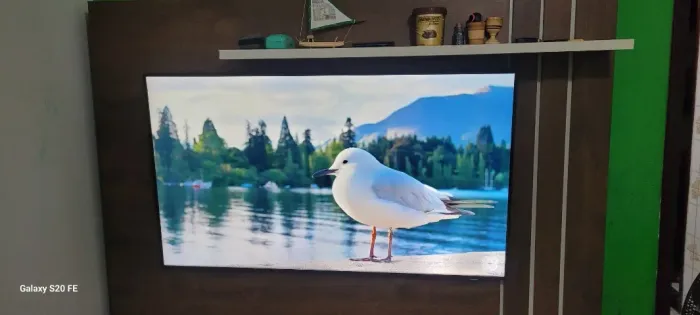 Smart TV Samsung Crystal UHD 50" 4K BU8000 - Impecável, Caixa e Acessórios