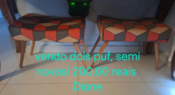 Dois pufes semi-novo