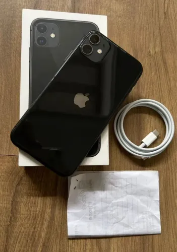 iPhone 11 64GB- Excelente Estado (Bateria 72%)