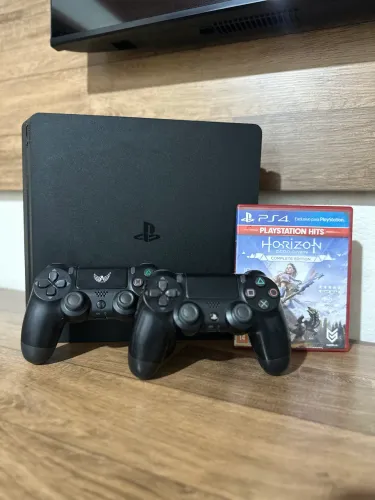PlayStation 4 Slim de 1TB