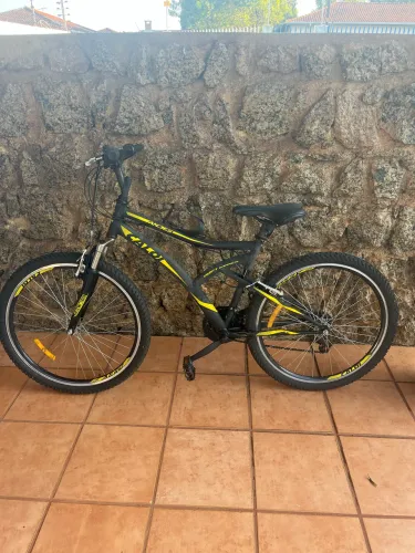 bicicleta mountain bike Caloi Andes preta