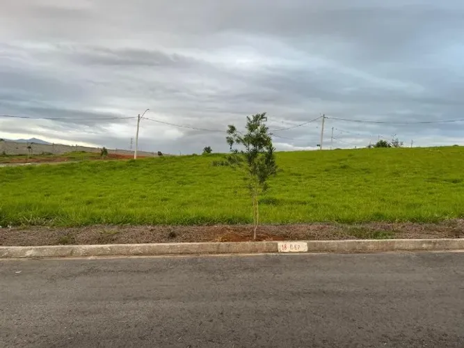 Oportunidade terreno no Bairro Jardim Belle Ville de 250m2