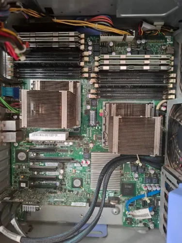 Servidor IBM X3400 M3
