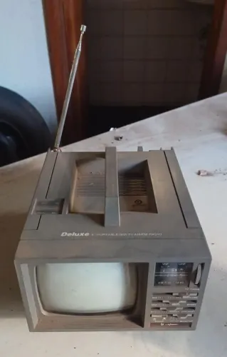Tv 5 polegadas funcionando antiguidade 