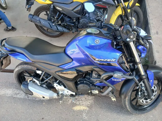 Moto fz 15