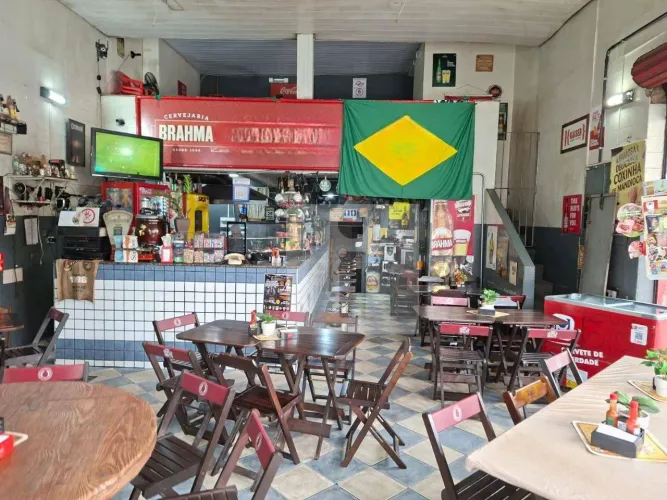 Imóvel Comercial de Esquina à Venda na Av. Francisco Glicério Excelente Visibilidade e Po