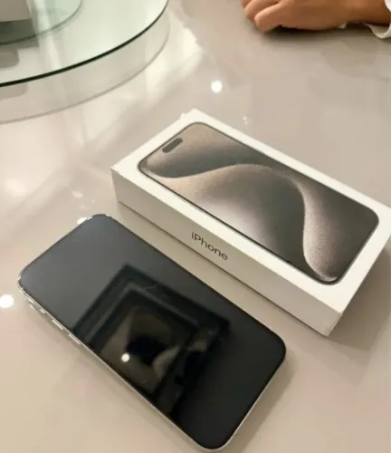 IPHONE 15 PRO MAX CINZA TITÂNIO - IMPECÁVEL