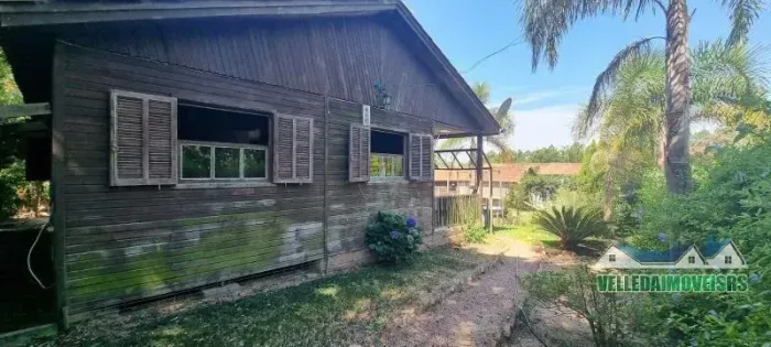 Velleda oferece espetacular sítio com casa no condomínio Rancho Alegre, Águas Claras