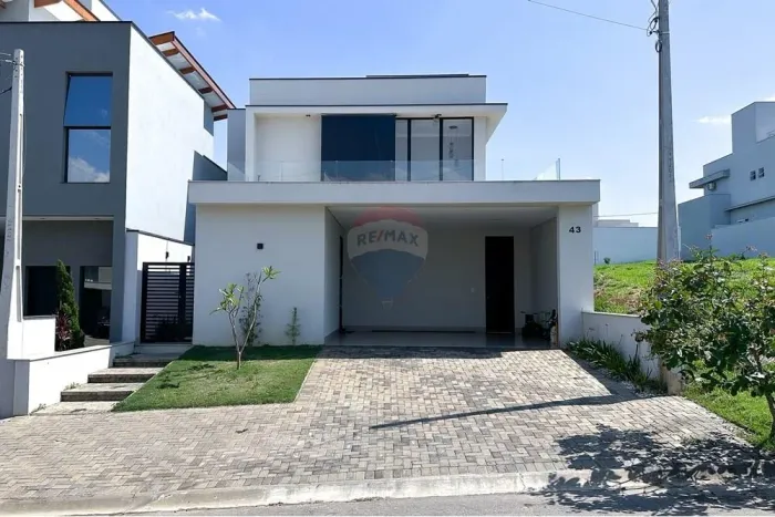 Casa nova de luxo no Vivva Residencial!