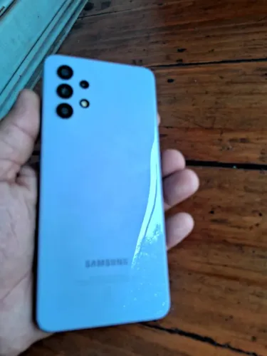 Telefone celular Samsung A32 seminovo 