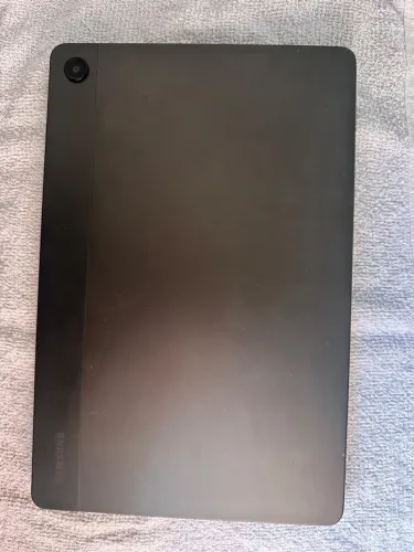 Vende tablet Samsung A9+ semi novo