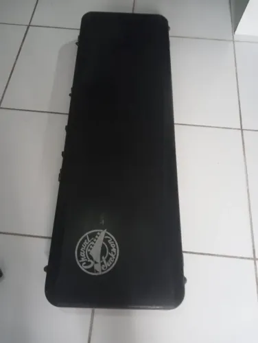 Case Guitarra