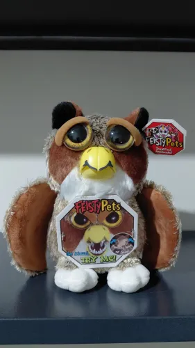 Coruja Feisty Pets original