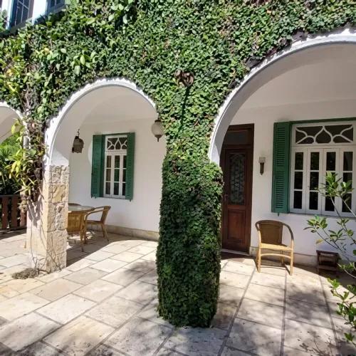 Casa à venda com 568 m², com 4 quartos em Cosme Velho - Rio de Janeiro - RJ