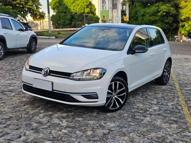 Volkswagen Golf Comfort. 200 TSI 1.0 Flex 12V Aut. 2018