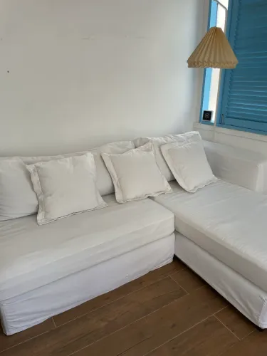 Sofá modular de lona com capa branca