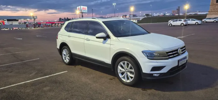 Volkswagen Tiguan Allspac Comf 250 TSI 1.4 Flex 2019