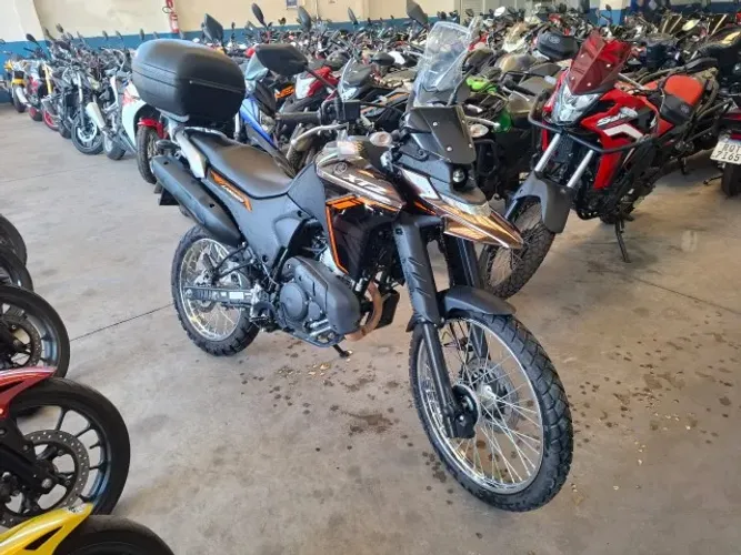 Yamaha XTZ 250 Lander Connected 2026