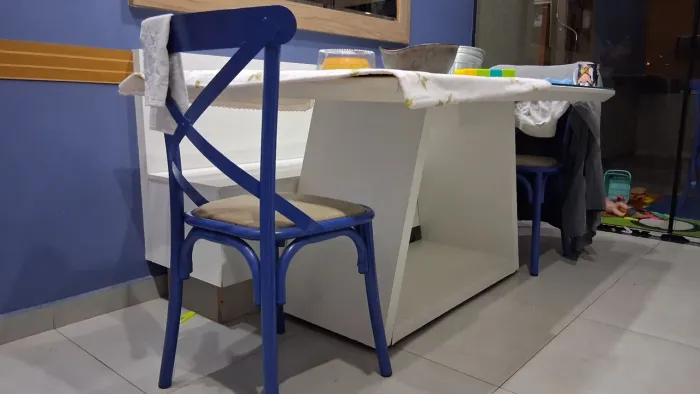 Mesa de Jantar 8 lugares com Tampo de Vidro