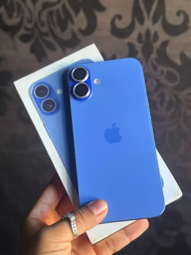 iPhone 16 Plus