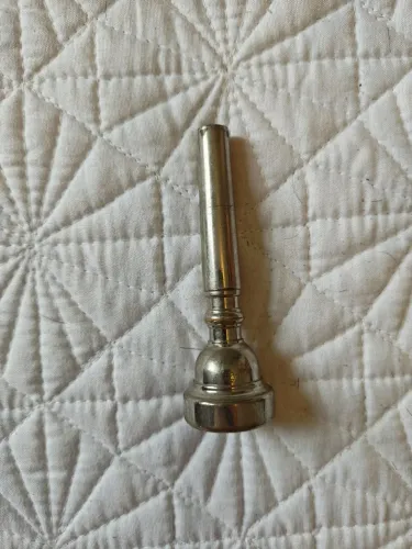 Bocal para Trompete em Metal Prateado 7C