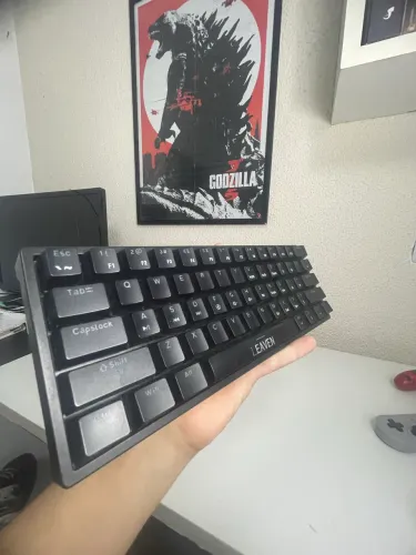 Teclado mecânico 80%