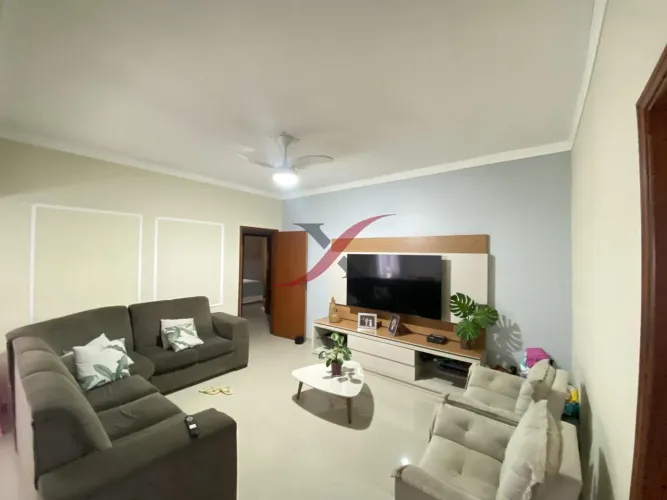 VENDO CASA - 3 DOR / SUITE / 3 VG / 180m² - VETORAZZO - SJRP/SP