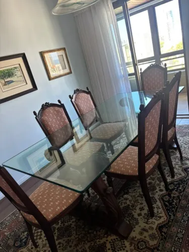 Conjunto de Mesa de Jantar de vidro com madeira com 6 cadeiras