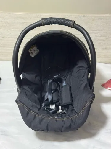Bebê conforto + Base 