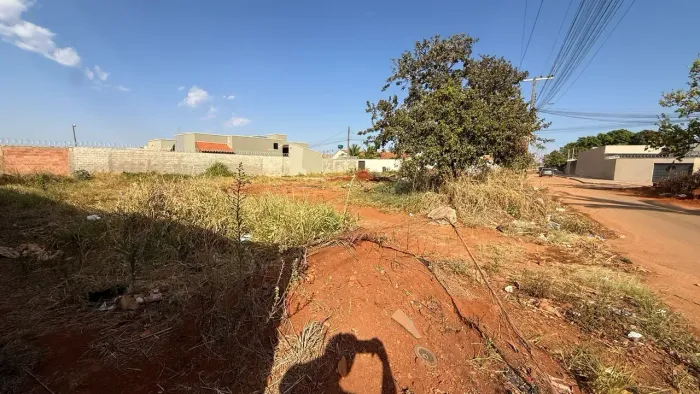 Lote terreno a venda Na Vila Izabel - Cora Coralina/ Vila Izabel