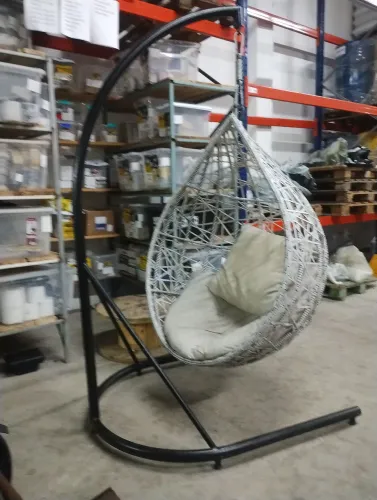 Cadeira balanço suspensa ninho gota com suporte em fibra sintética vime 