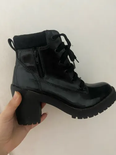 Bota 36
