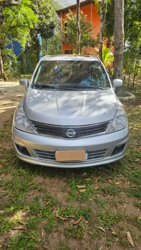 Nissan Tiida SL 1.8/1.8 Flex 16V Aut. 2012