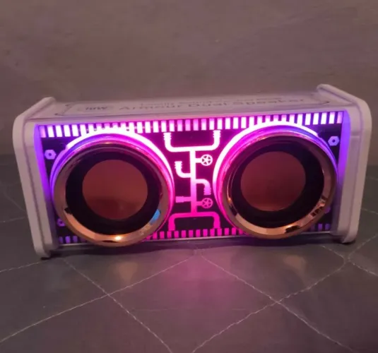Caixinha de Som com RGB - 10W - Modelo 2